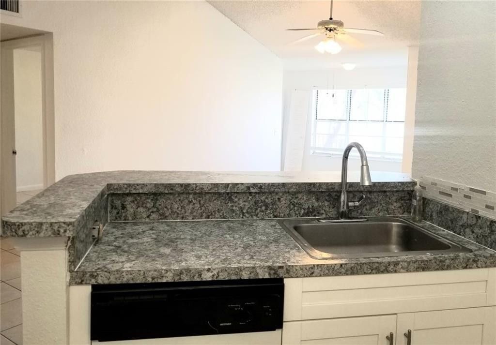 3430 Pine Walk Drive, Unit 824, Margate, FL 33064 Photo