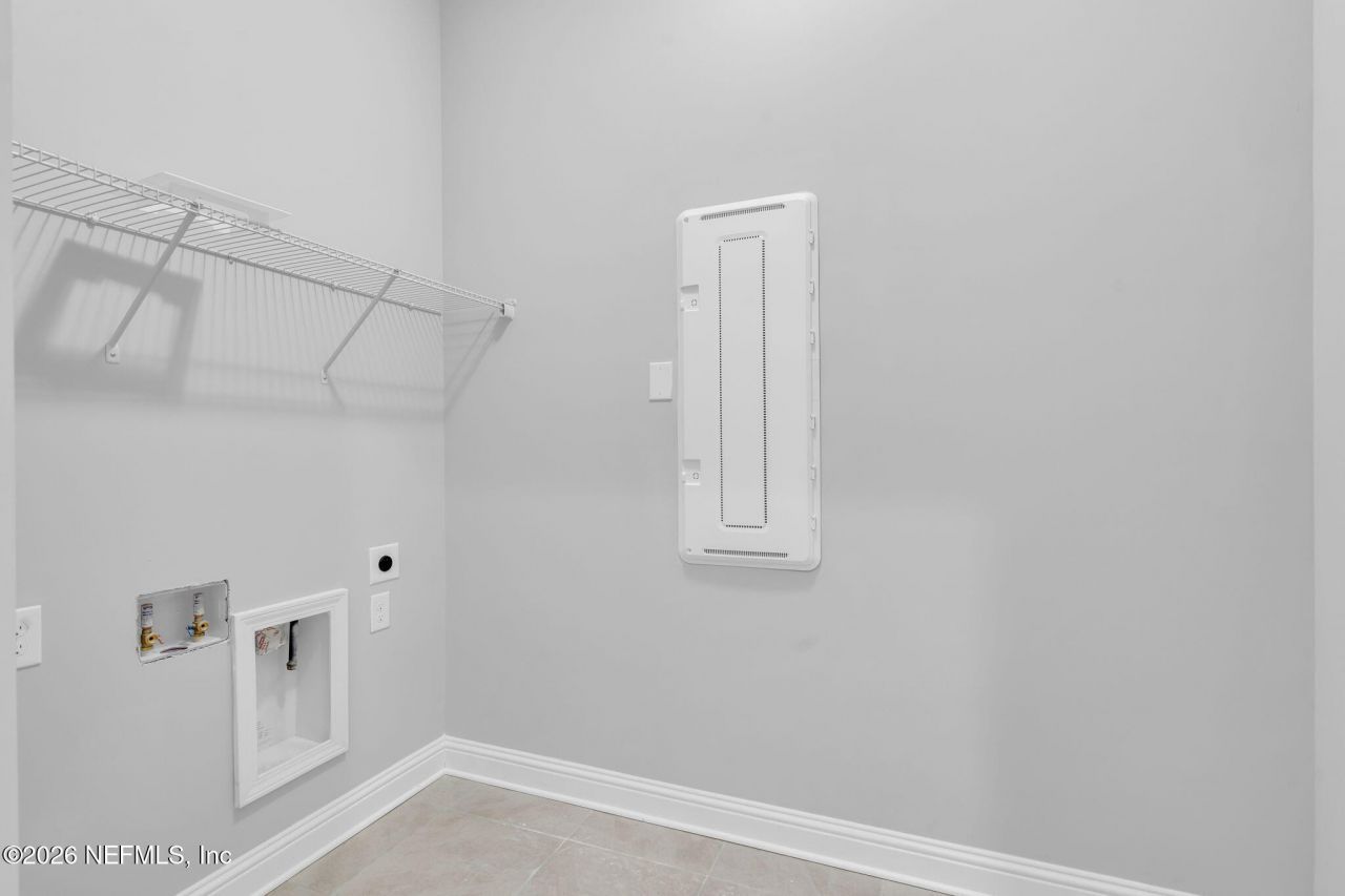 12133 Mariposa Avenue, Jacksonville, FL 32256 Photo
