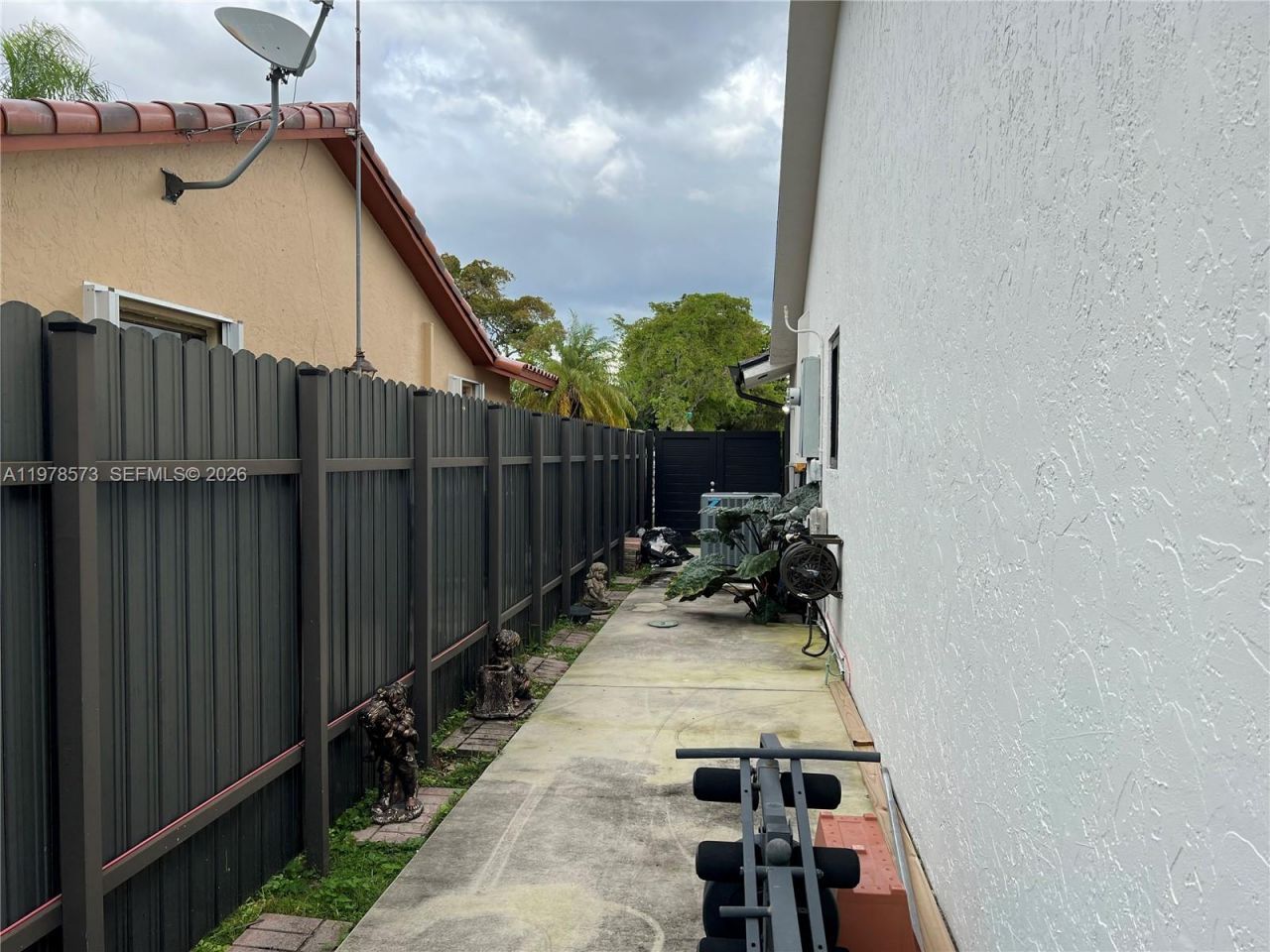 11104 SW 139th Ct , Miami, FL 33186 Photo