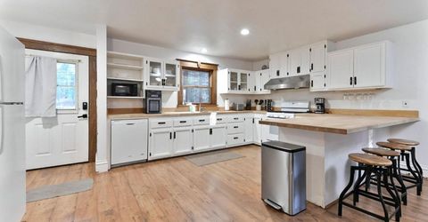5276 Hwy 4, Hathaway Pines, CA 95233 Photo