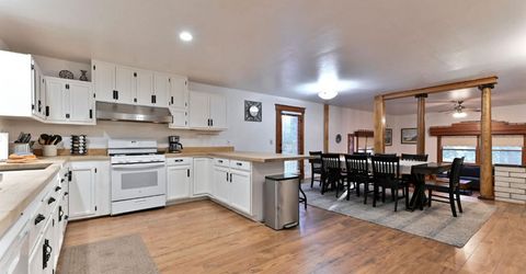 5276 Hwy 4, Hathaway Pines, CA 95233 Photo