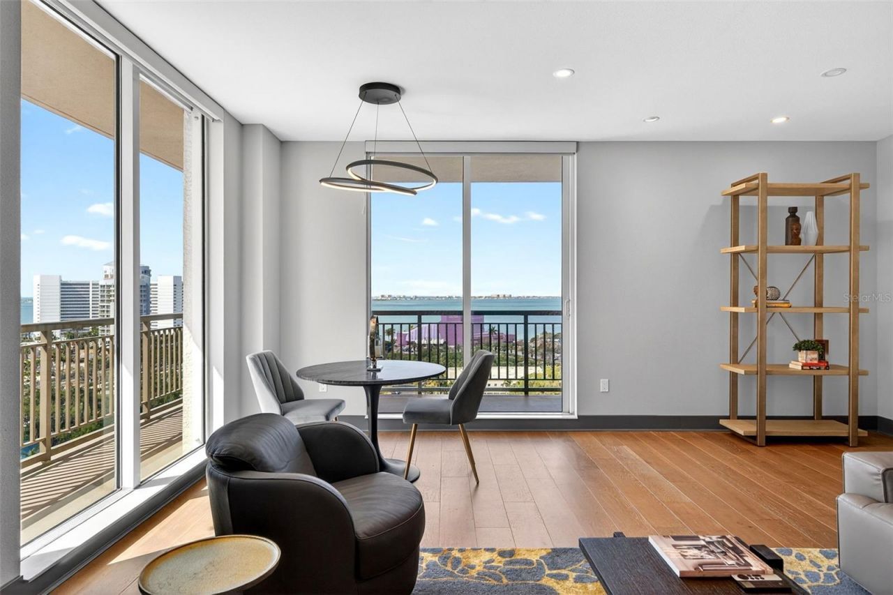 800 N Tamiami Trail, Unit 1217, Sarasota, FL 34236 Photo