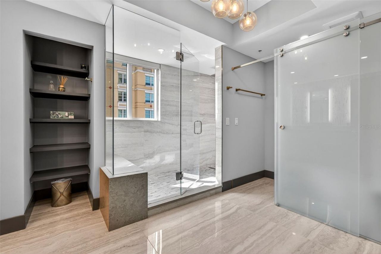 800 N Tamiami Trail, Unit 1217, Sarasota, FL 34236 Photo