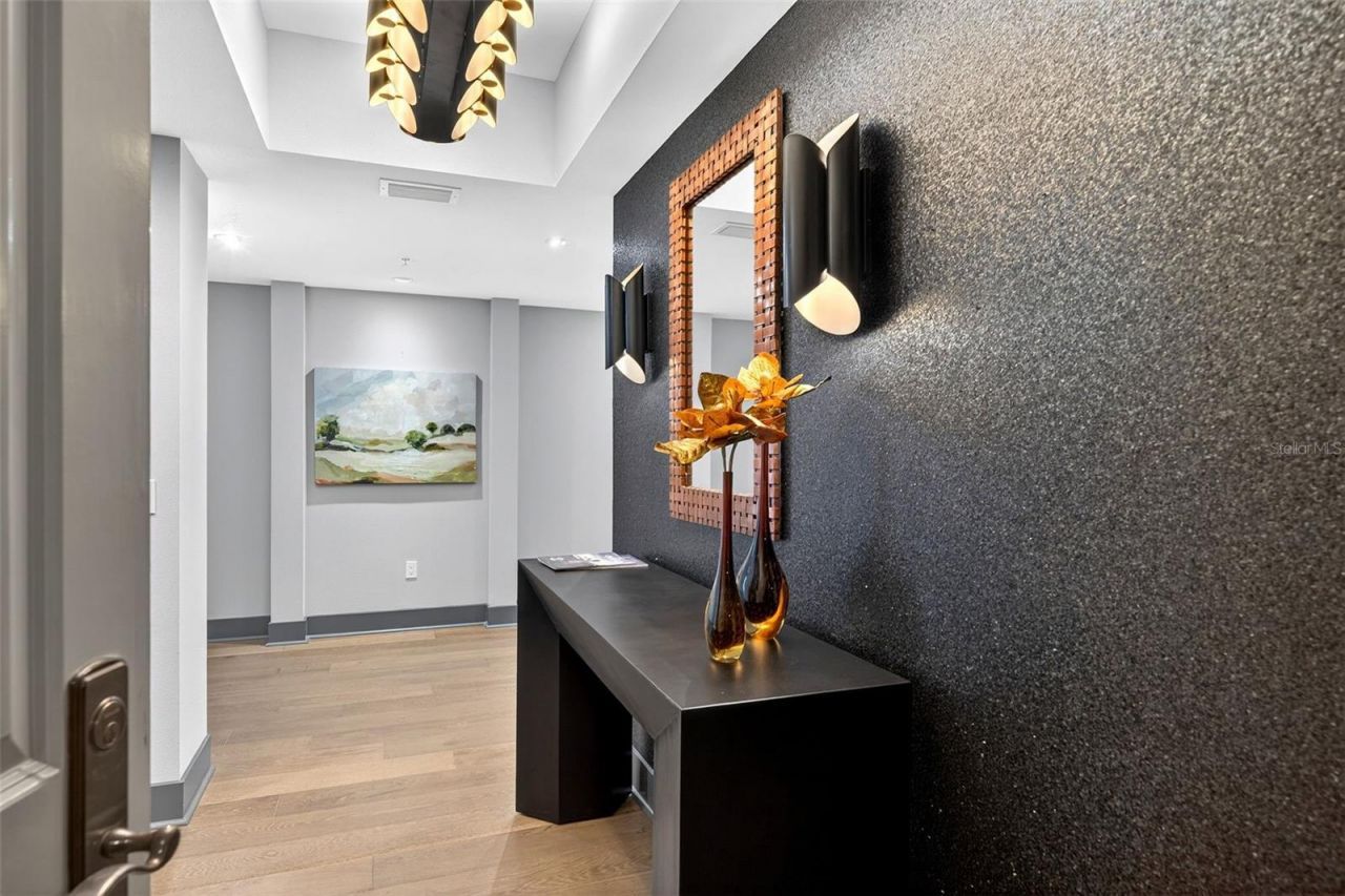 800 N Tamiami Trail, Unit 1217, Sarasota, FL 34236 Photo