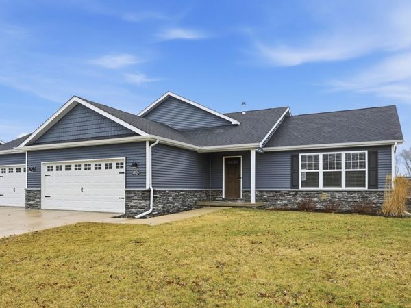 14935 Ivy Street , Cedar Lake, IN 46303