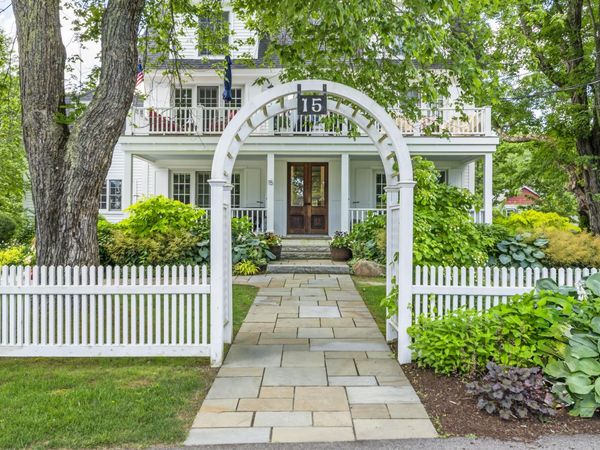 15 Langsford Road, Unit 2, Kennebunkport, ME 04046