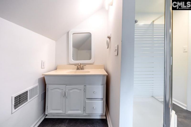 124 Aylesbury Road Photo 28