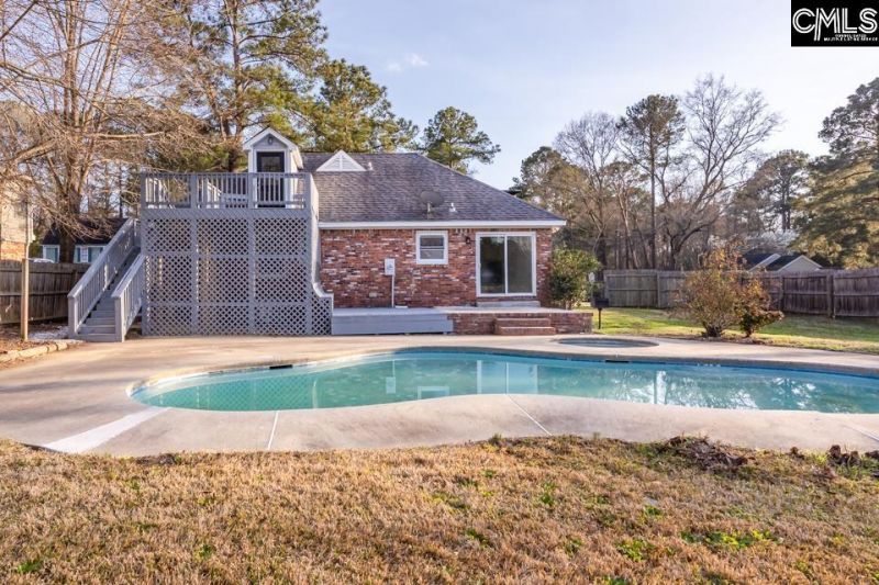 124 Aylesbury Road Photo 36