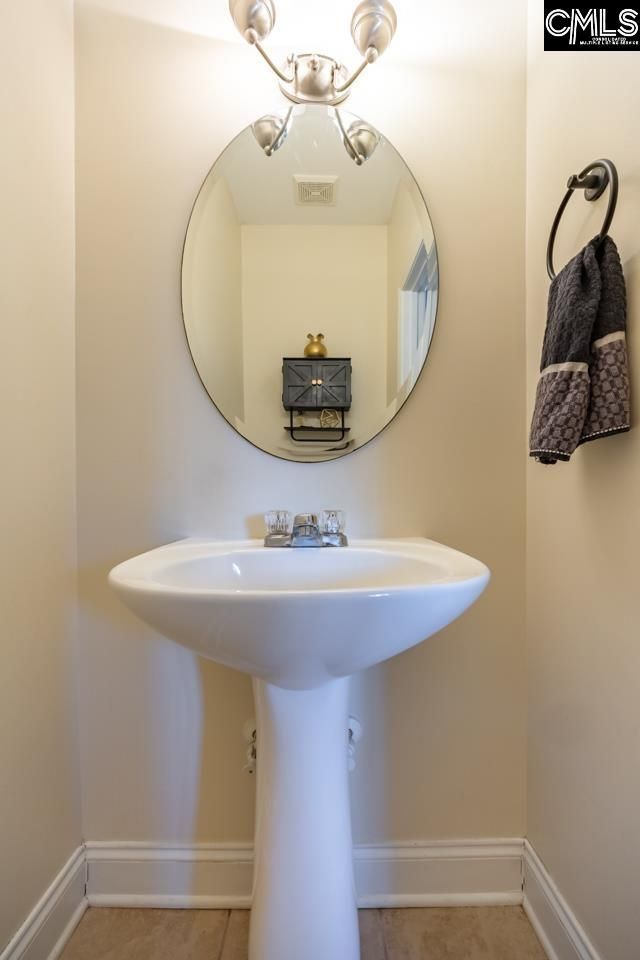 504 Idlewood Park Drive  Photo 4