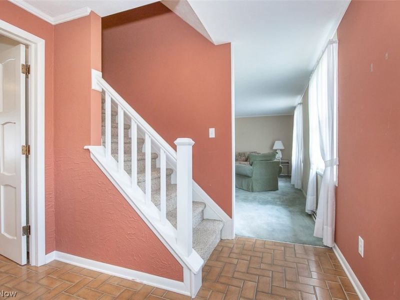 5866 Ogilby Drive , Hudson, OH 44236 Photo 3