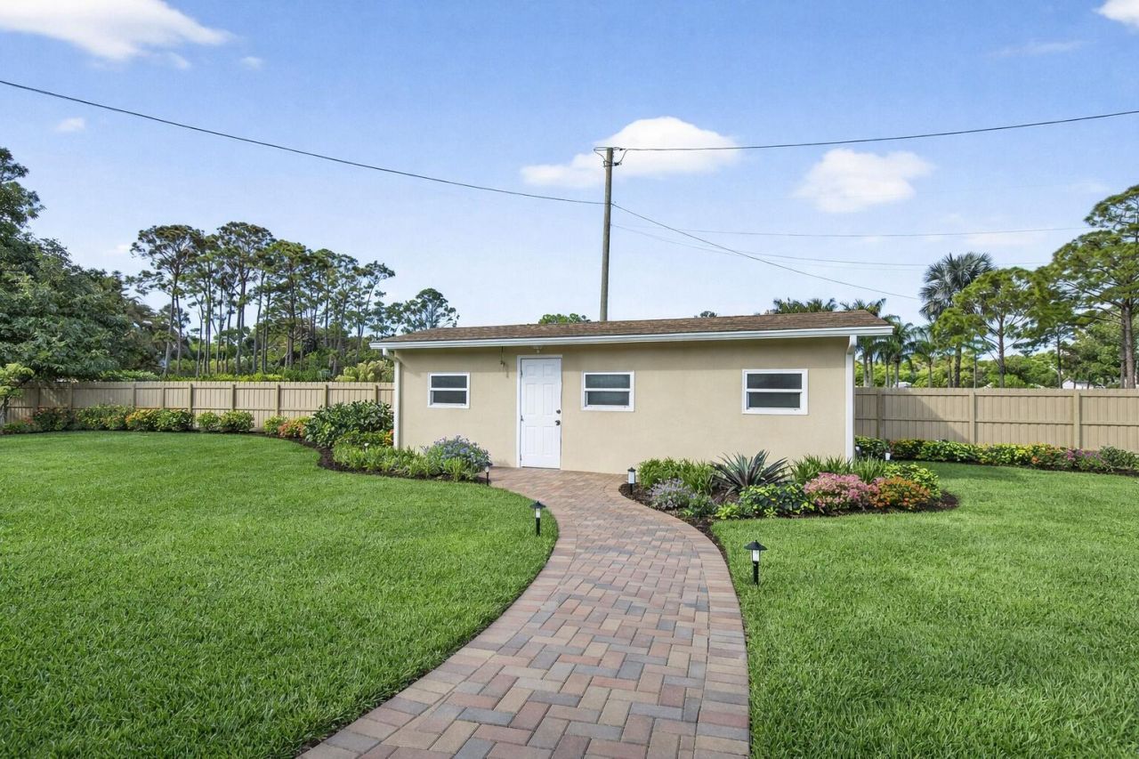 12038 Key Lime Boulevard, The Acreage, FL 33412 Photo