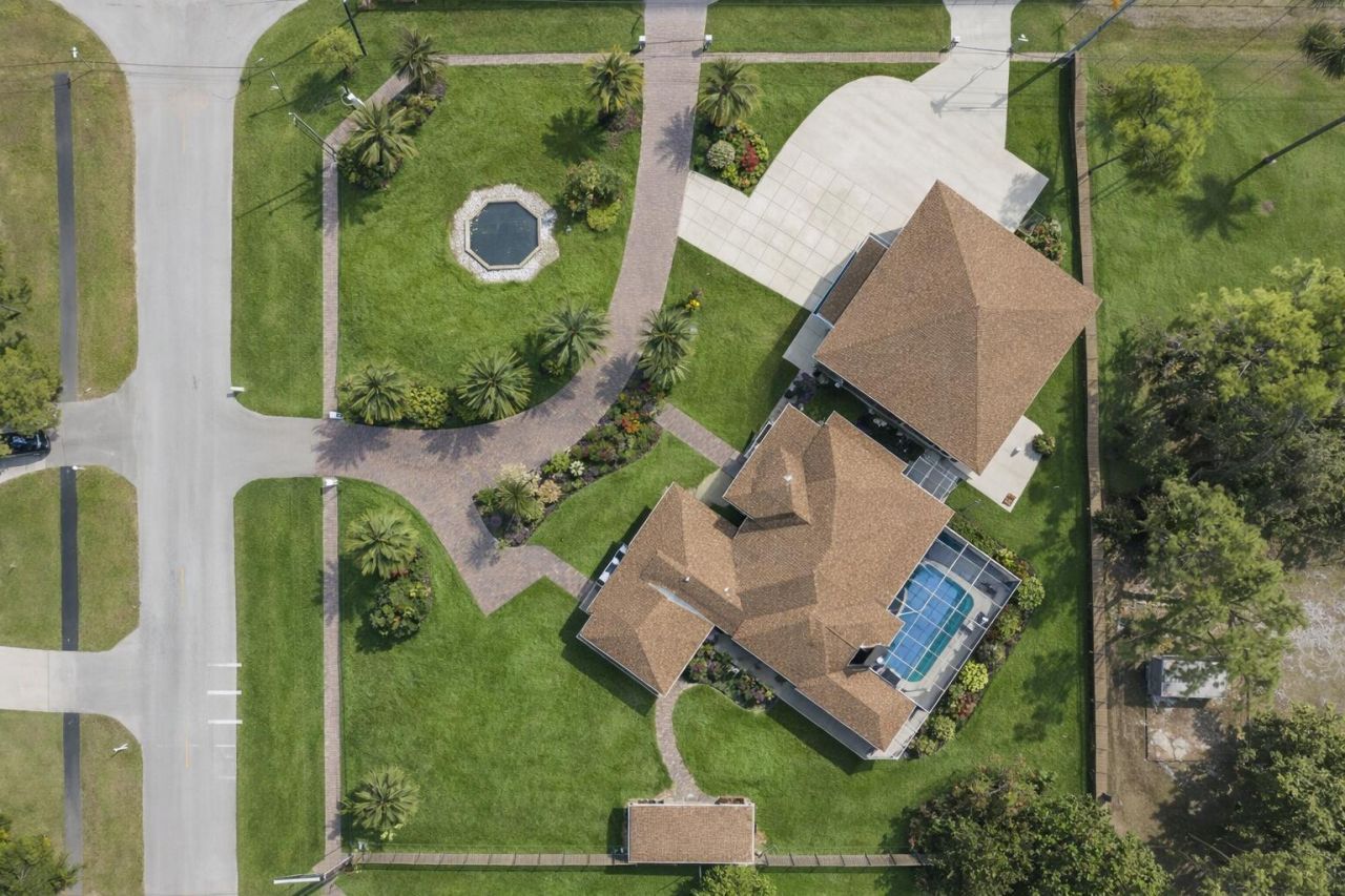 12038 Key Lime Boulevard, The Acreage, FL 33412 Photo