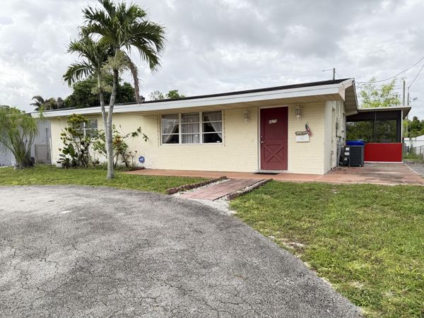 8870 Taft Street, Pembroke Pines, FL 33024