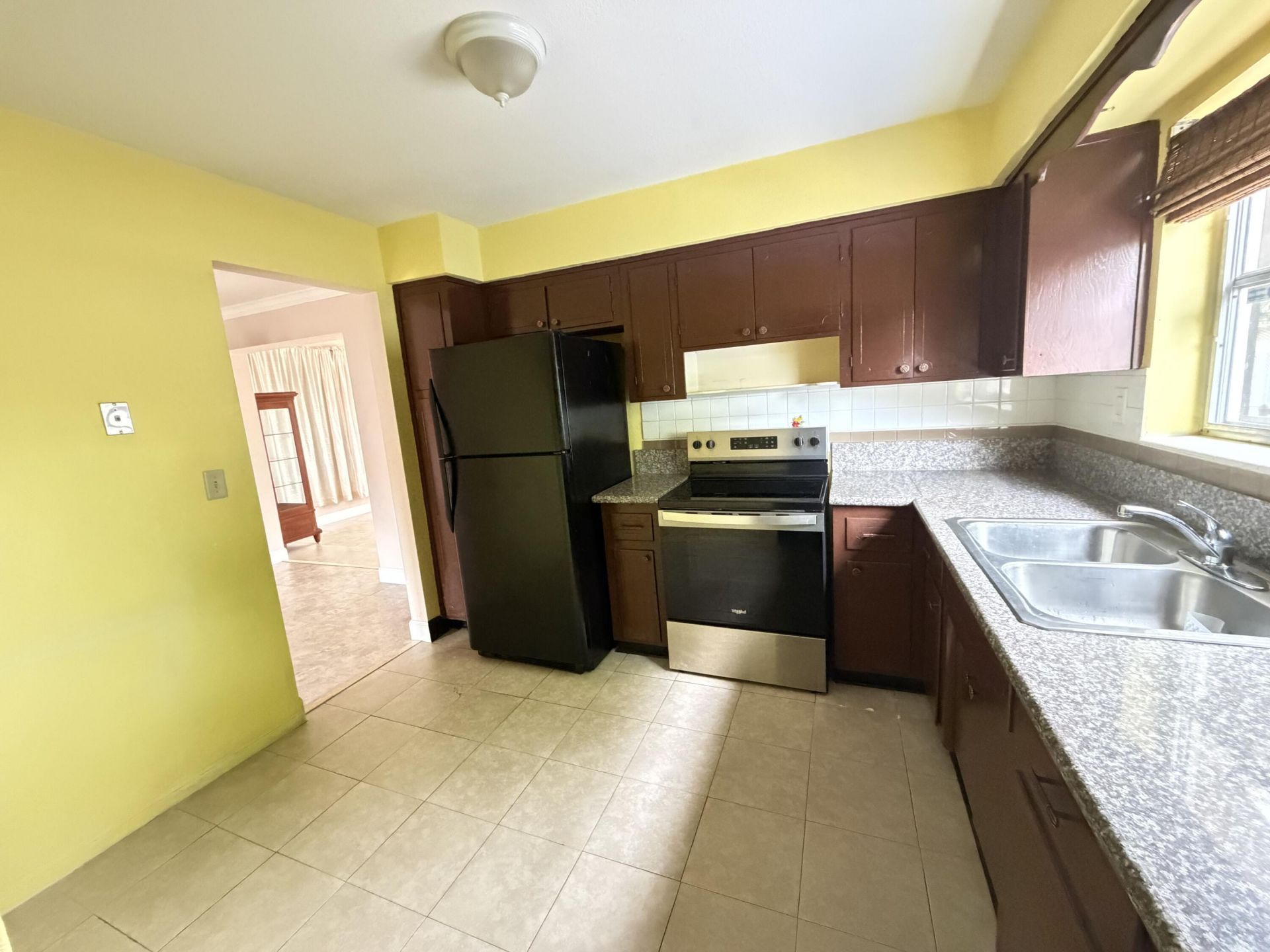 8870 Taft Street, Pembroke Pines, FL 33024 Photo