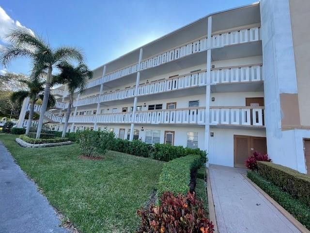 2075 Cornwall D, Unit 2075, Boca Raton, FL 33434 Photo