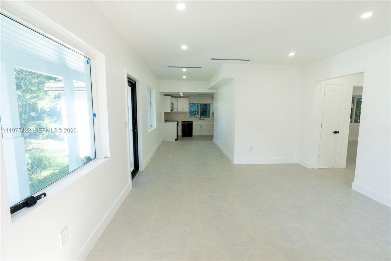 905 Tangier St , Coral Gables, FL 33134 Photo