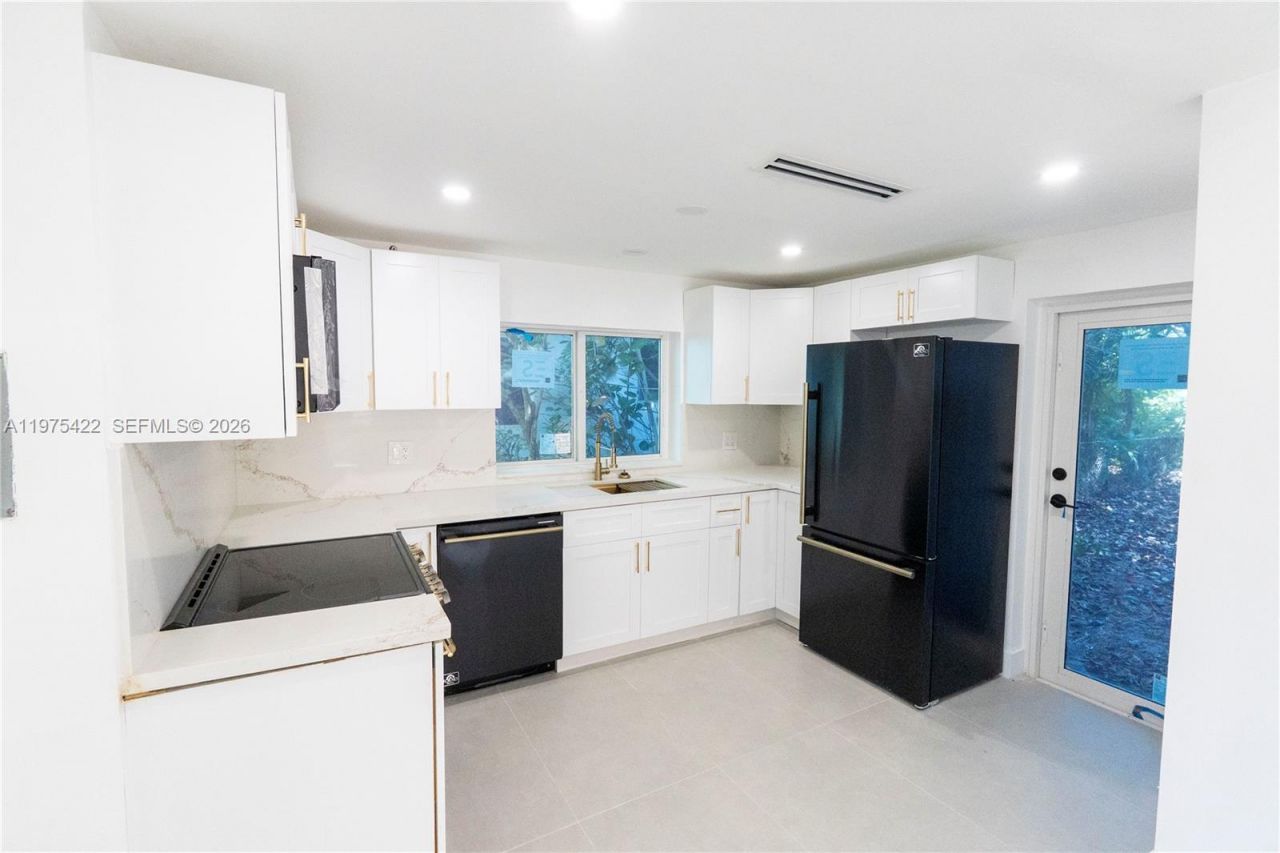 905 Tangier St , Coral Gables, FL 33134 Photo