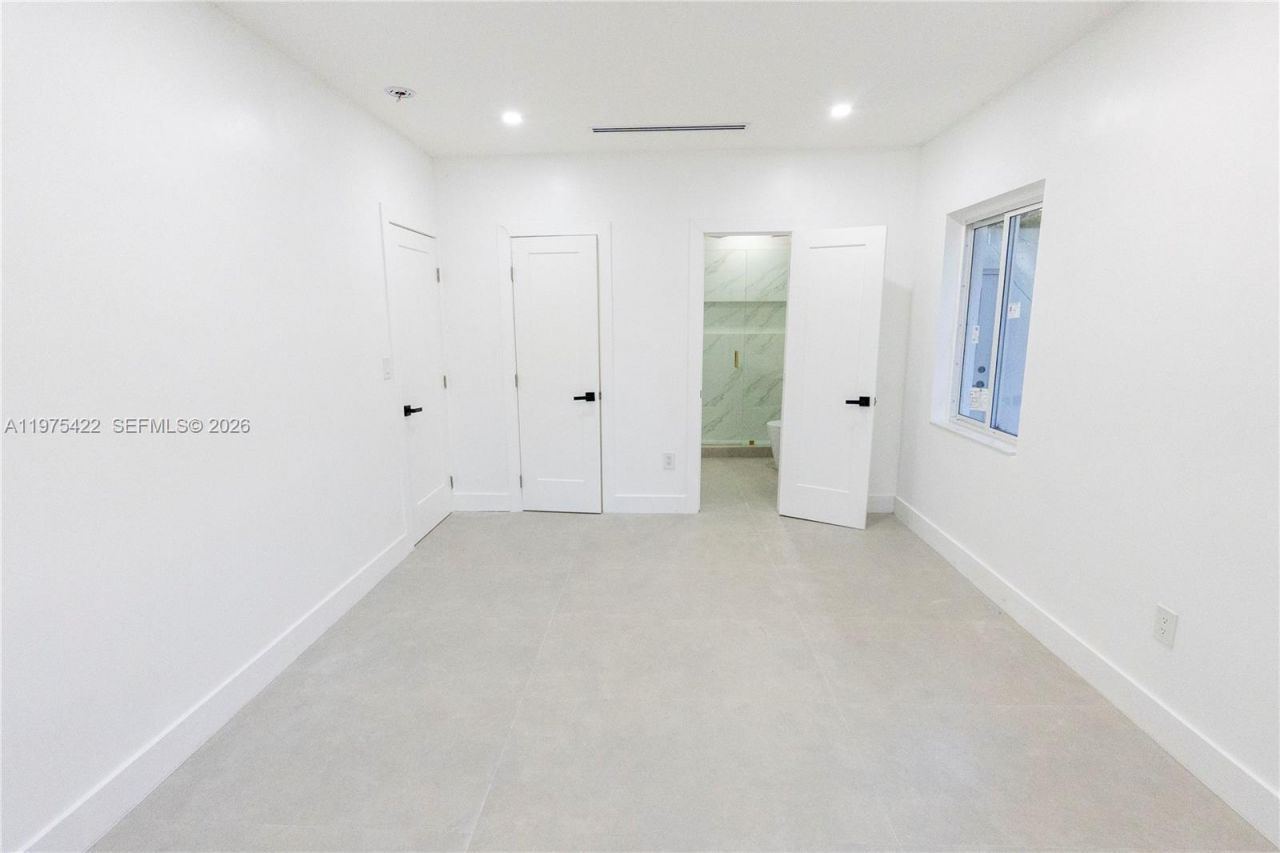 905 Tangier St , Coral Gables, FL 33134 Photo