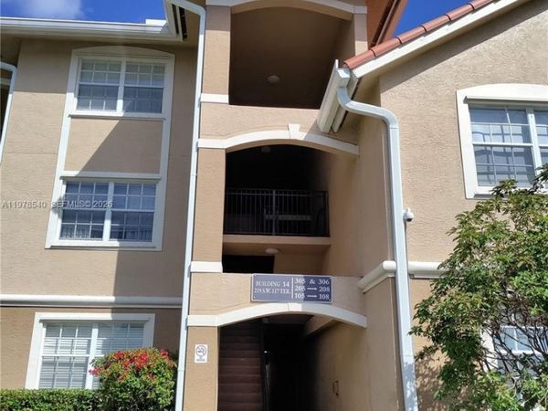 215 SW 117th Ter , Unit 14205, Pembroke Pines, FL 33025