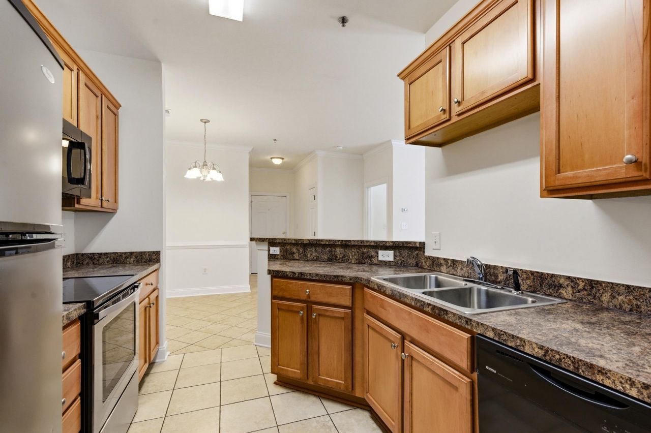 2009 Silvercrest Dr.  Photo 10