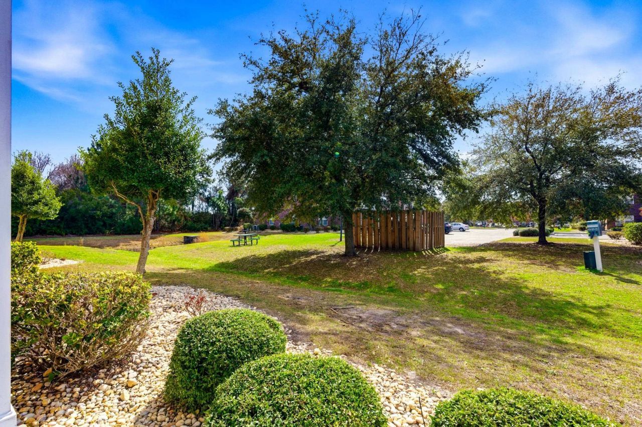 2009 Silvercrest Dr.  Photo 20