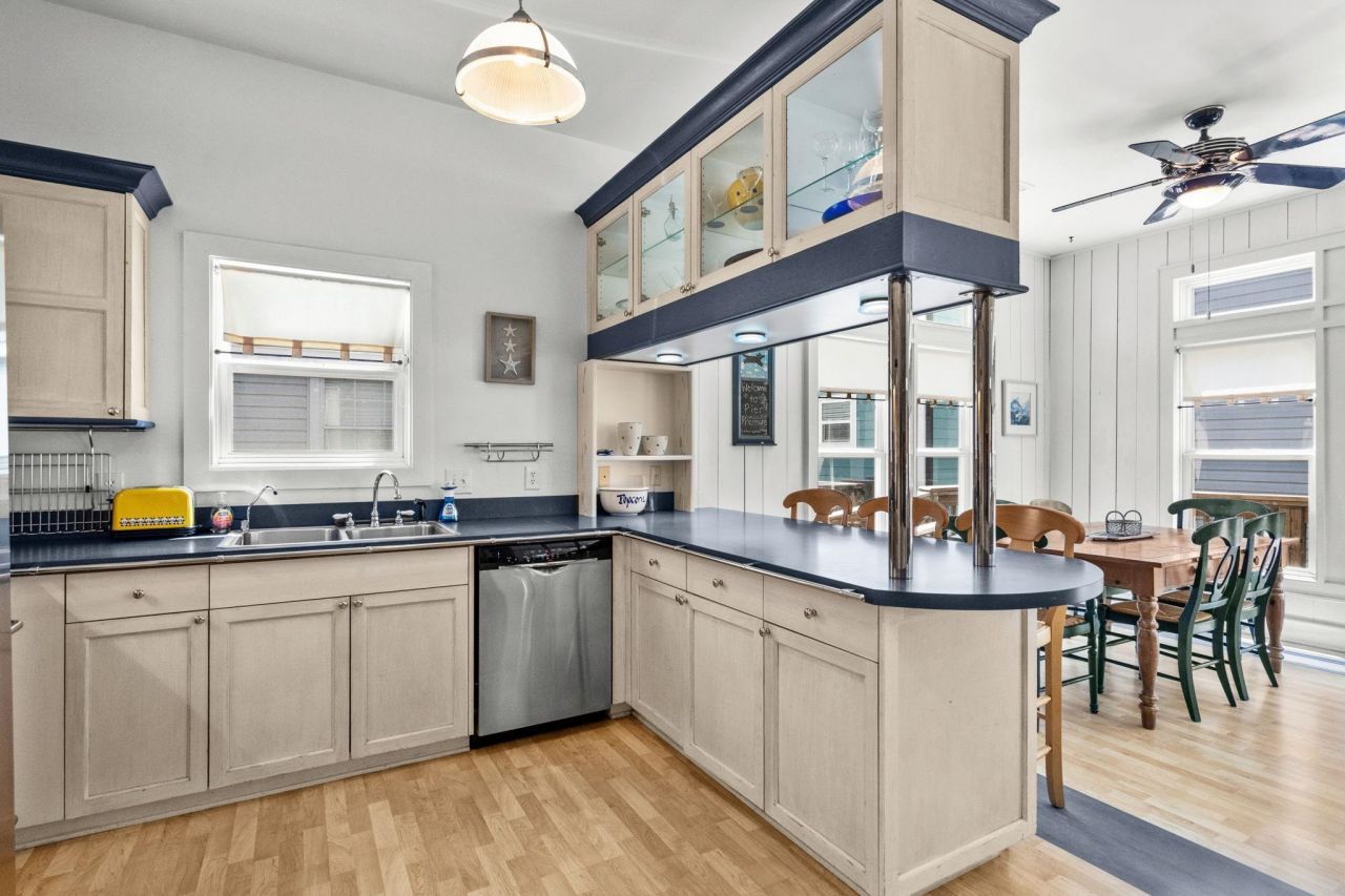 6001 - E5 S Kings Hwy. Photo 22