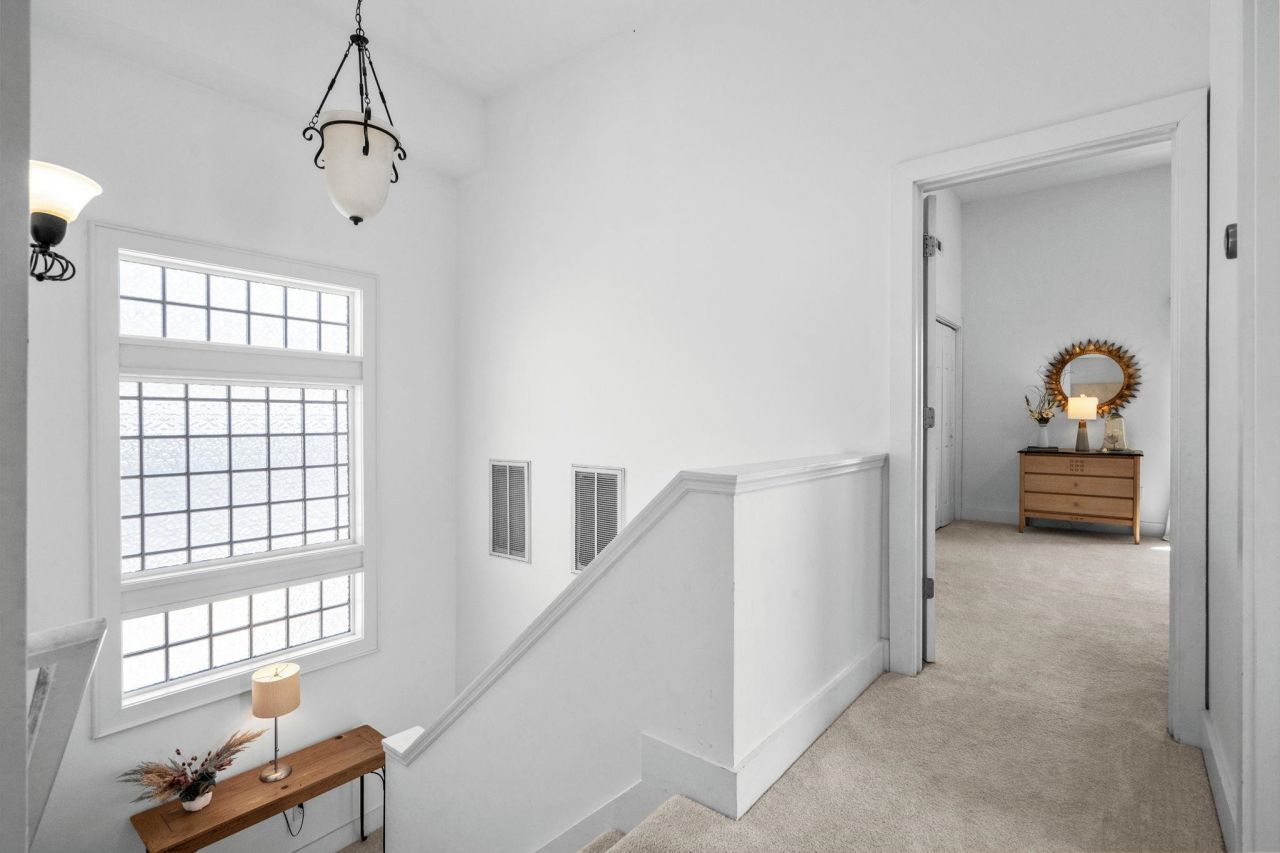 6001 - E5 S Kings Hwy. Photo 30