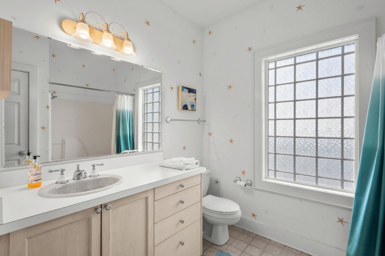 6001 - E5 S Kings Hwy. Photo 36