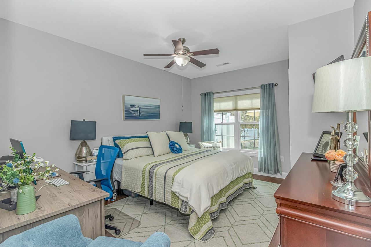 249 Maple Oak Dr. Photo 23