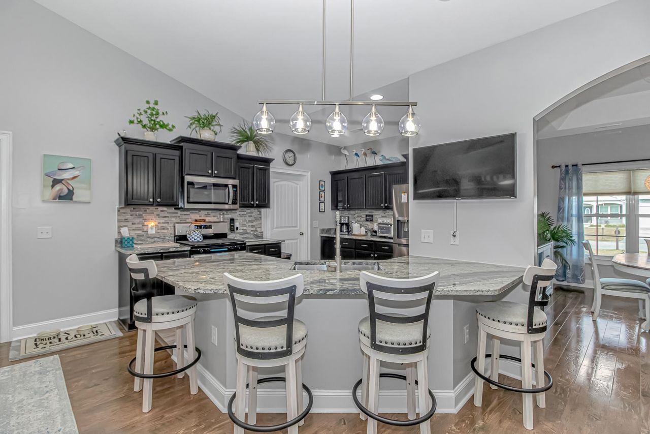 249 Maple Oak Dr. Photo 8