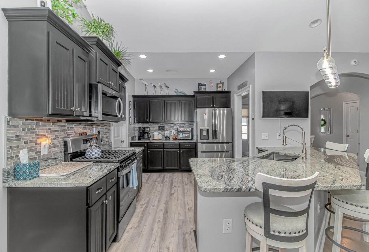 249 Maple Oak Dr. Photo 9