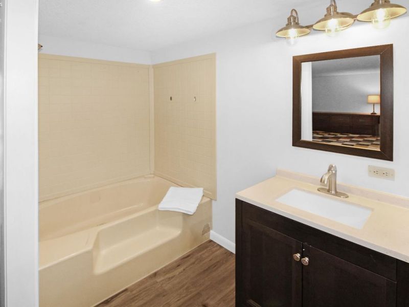 8452 E Bayshore Road, Unit 8, Marblehead, OH 43440 Photo 22