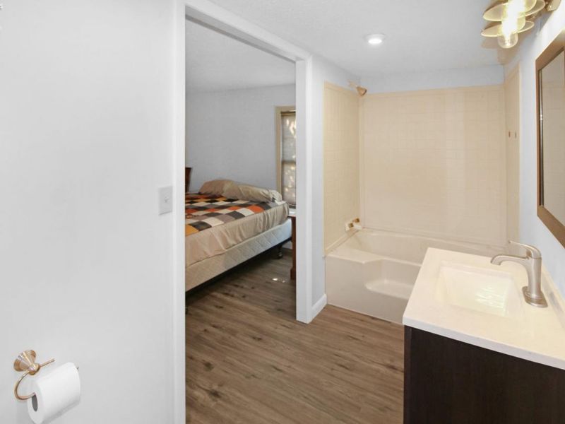 8452 E Bayshore Road, Unit 8, Marblehead, OH 43440 Photo 24