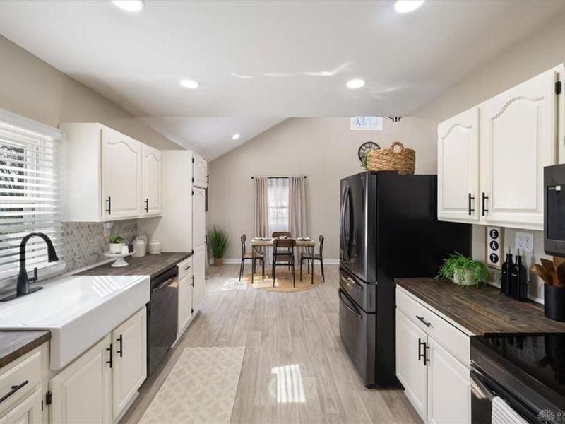 504 Liberty Street, Bradford, OH 45308 Photo 12