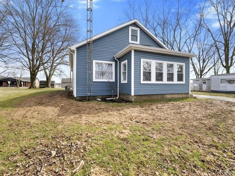 504 Liberty Street, Bradford, OH 45308 Photo 2