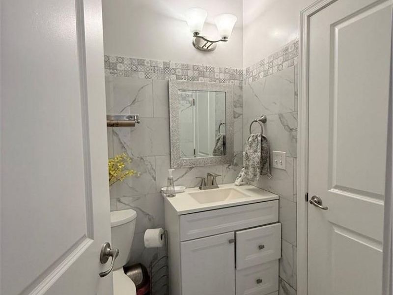 8190 Bushclover Drive, Tipp City, OH 45371 Photo 21