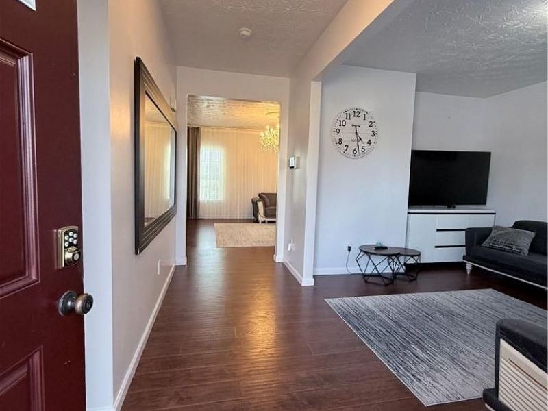 8190 Bushclover Drive, Tipp City, OH 45371 Photo 3