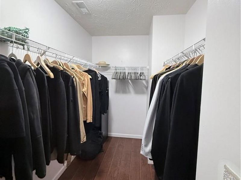 8190 Bushclover Drive, Tipp City, OH 45371 Photo 37