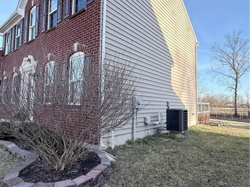 8190 Bushclover Drive, Tipp City, OH 45371 Photo 60