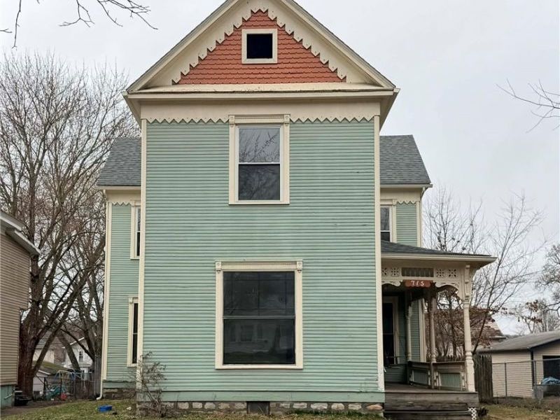 715 Brighton Boulevard, Zanesville, OH 43701 Photo 1