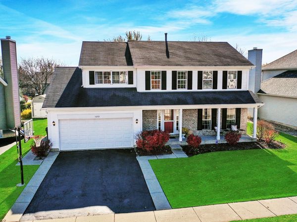 1653 Brighton Drive , Mundelein, IL 60060