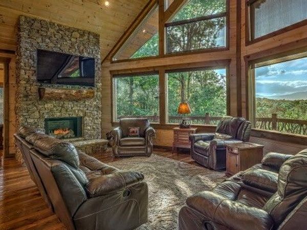 348 Lookout Trail, Mineral Bluff, GA 30559