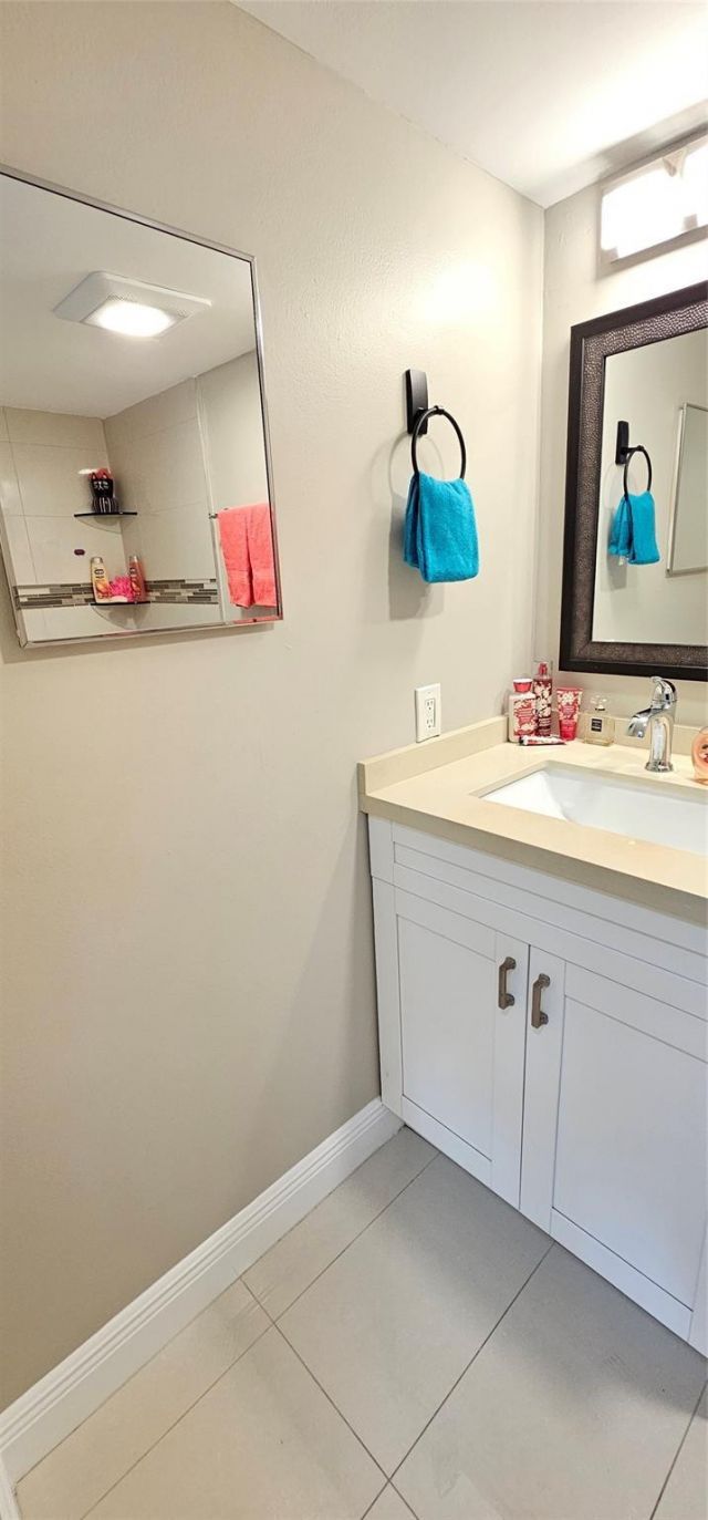 3650 N 56th Avenue, Unit 518-5, Hollywood, FL 33021 Photo