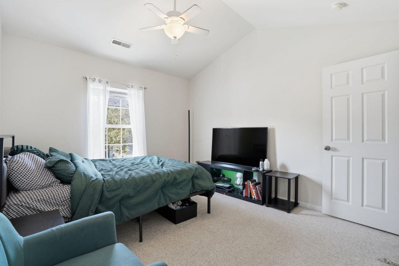 8741 Grassy Oak Trail Photo 28