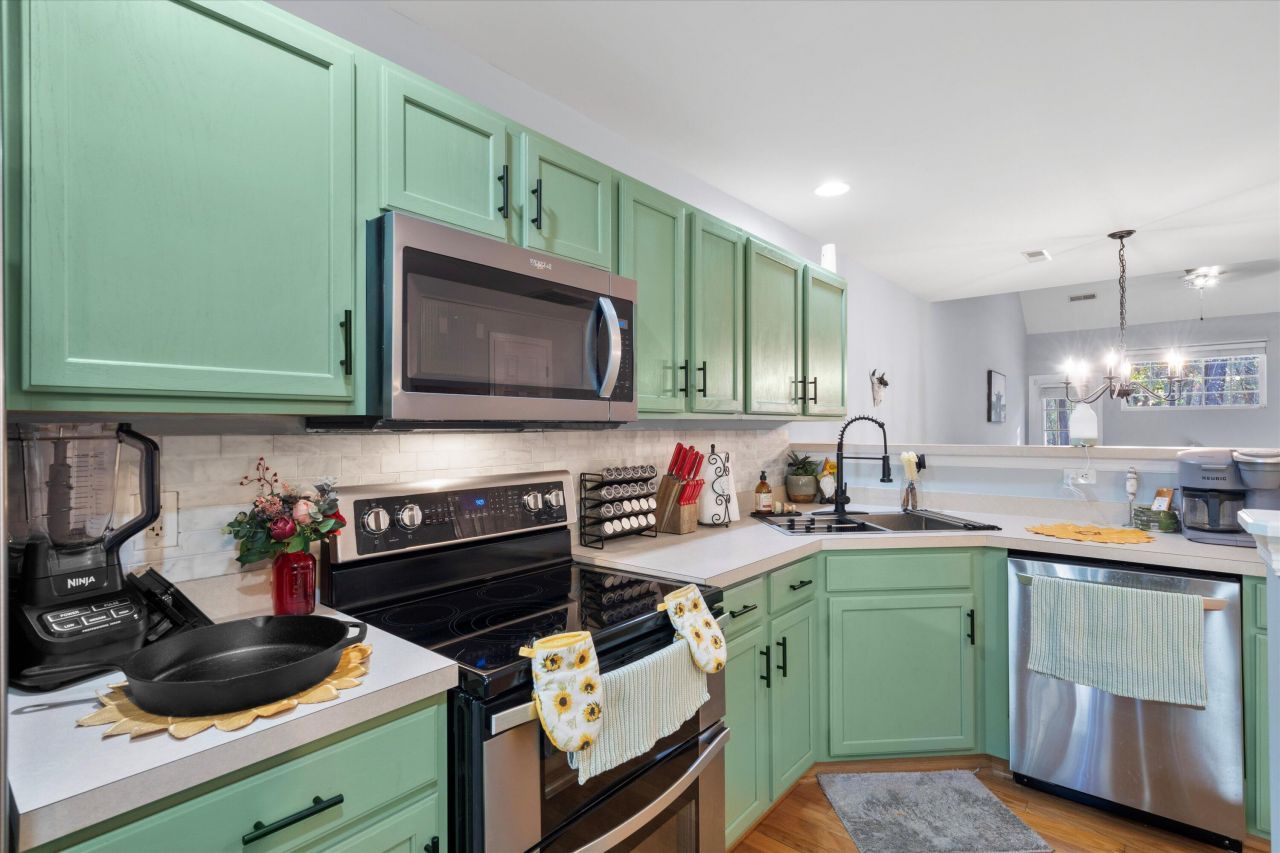 8741 Grassy Oak Trail Photo 8