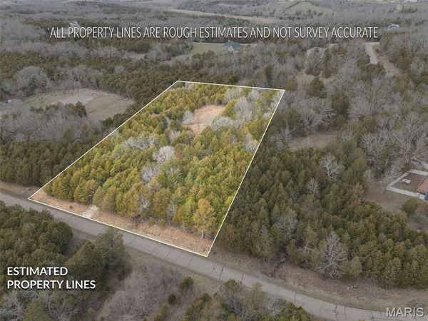 6111 Tall Cedars Road, Hillsboro, MO 63050