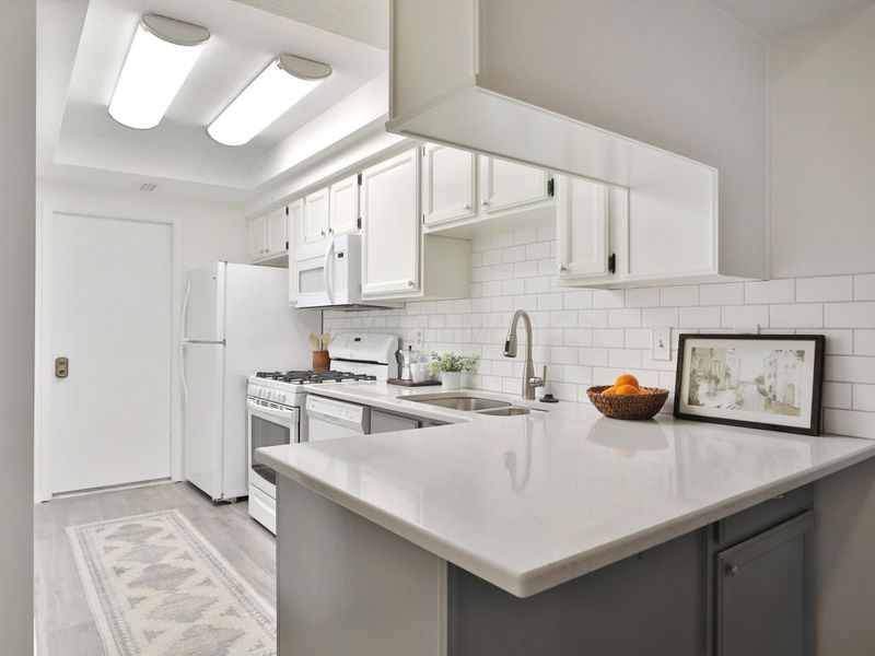 2667 Trottersway Drive , Columbus, OH 43235 Photo 18