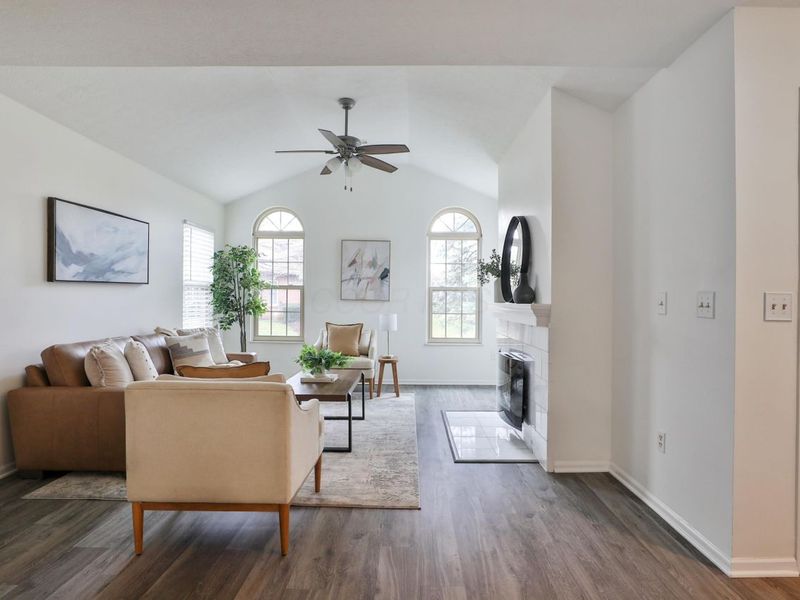 2667 Trottersway Drive , Columbus, OH 43235 Photo 9