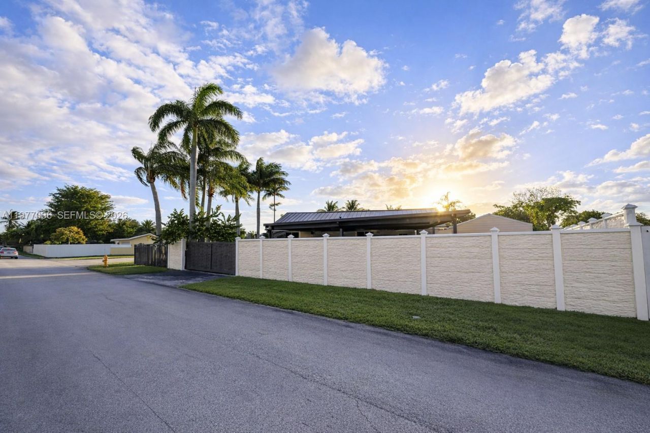 12901 SW 191st St, Unit ., Miami, FL 33177 Photo