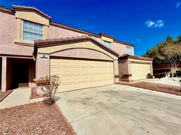 2500 Sierra Bello Avenue , Unit 102, Las Vegas, NV 89106